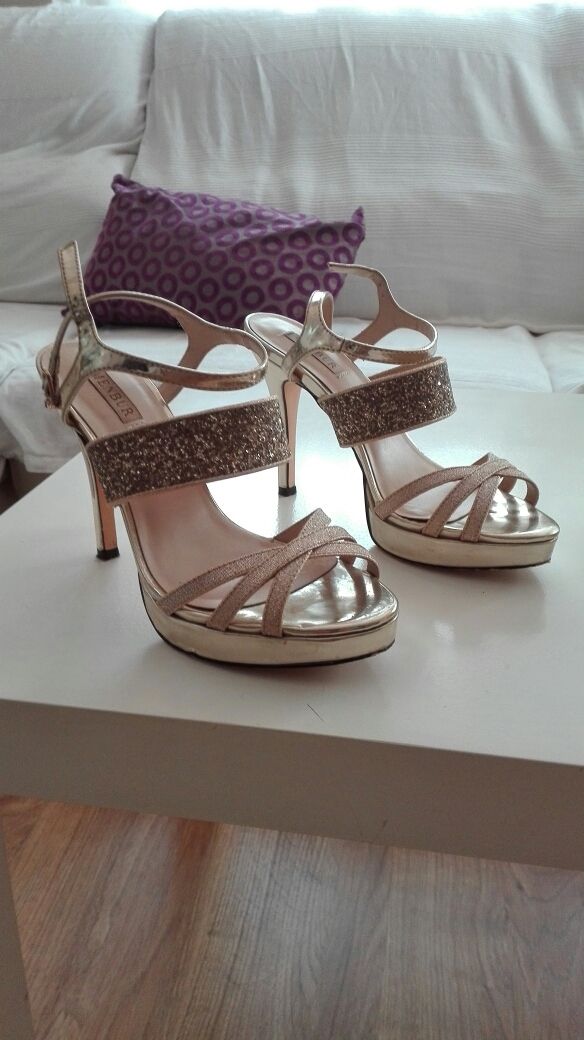 zapatos para eventos y fiestas.