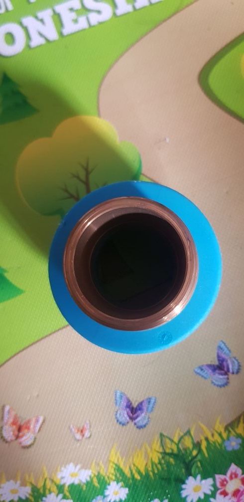 Adaptadores Para Tuberías De Agua.