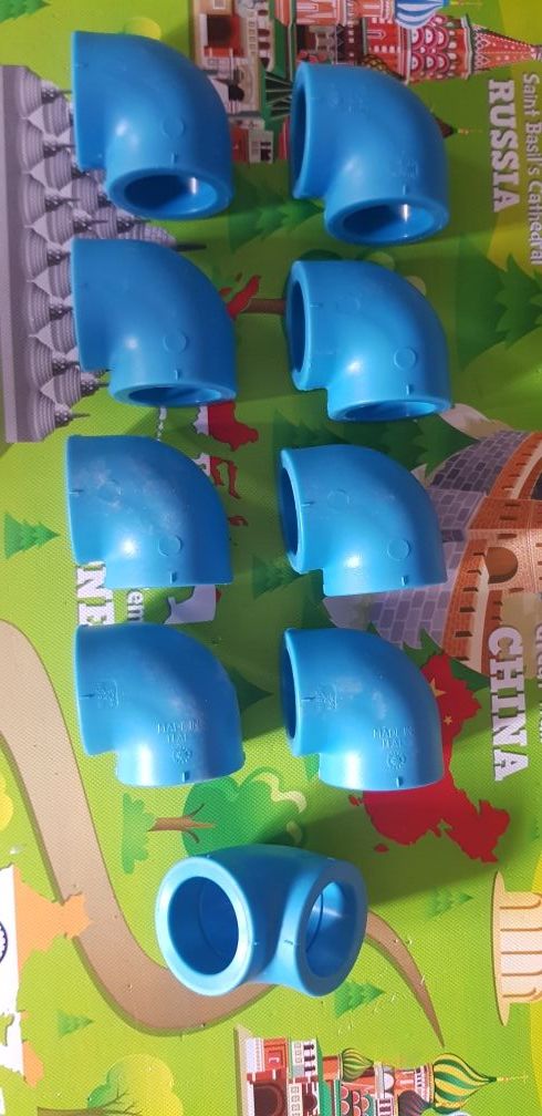 Adaptadores Para Tuberías De Agua.