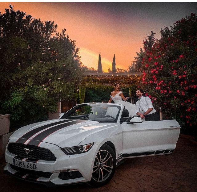 Tipos de vehículos para llegar a la boda 🚗 2