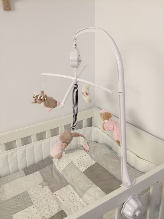 Mobil cuna bebé con música