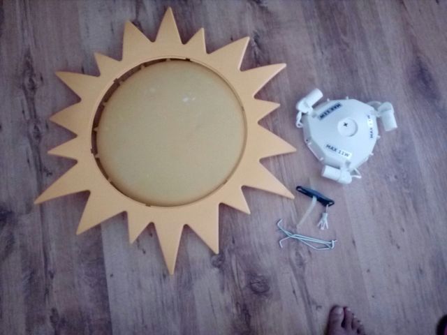 Lampara sol ikea niños