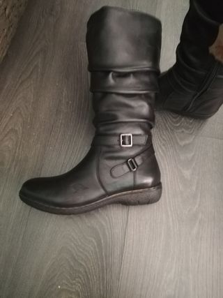 Botas Mujer Kangaroos. num 38 de segunda mano por 65 EUR en Madrid en  WALLAPOP