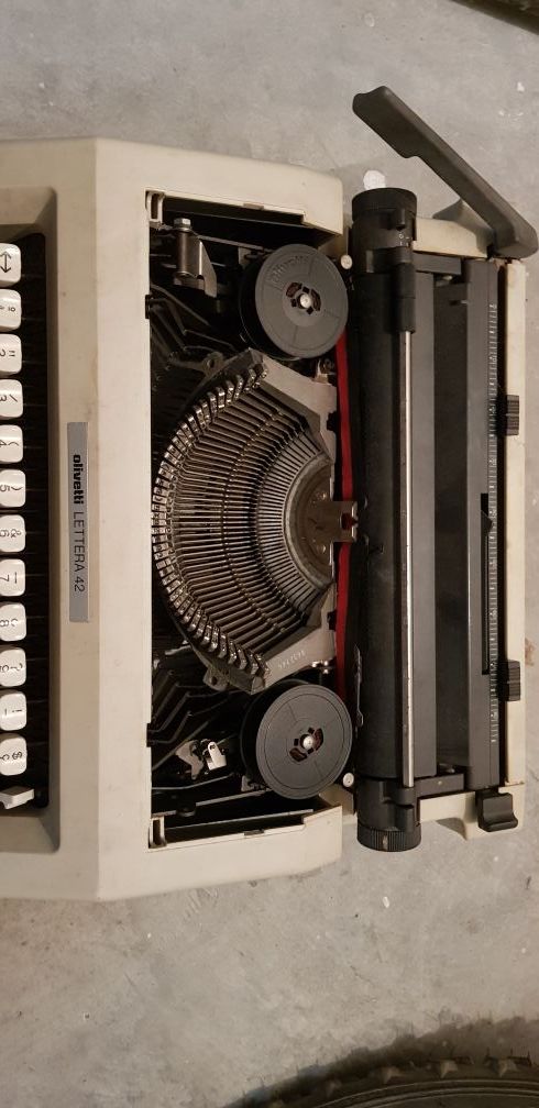 máquina de escribir ollibeti