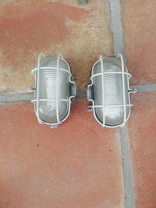 Iluminación Exterior de segunda mano en WALLAPOP