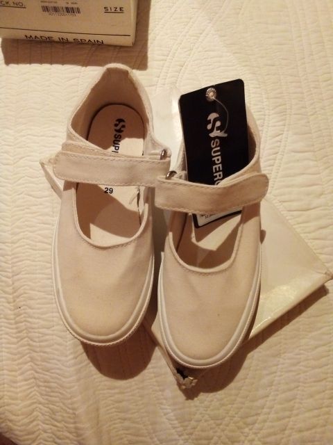 Zapatillas SUPERGA niña T. 29