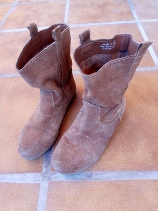 Botines springfield 37 de segunda mano por 5 EUR en Granada en WALLAPOP
