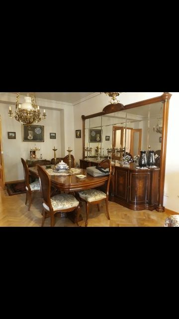 Mesa comedor y sillas