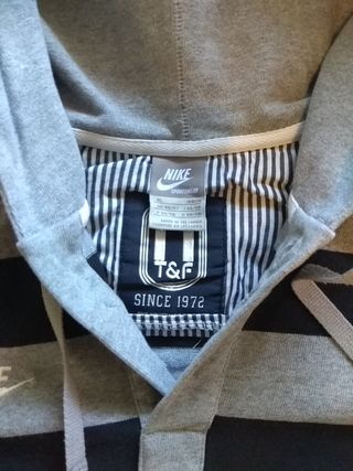 Barcelona Wallapop En Sudadera De Nike Mano Segunda cTlKF1J