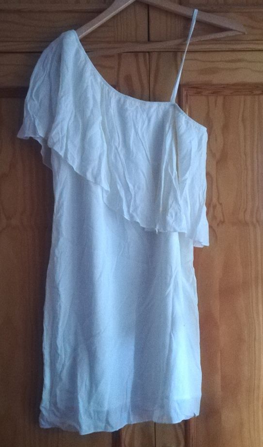 Vestido asimétrico blanco, MANGO. Talla M, nuevo.