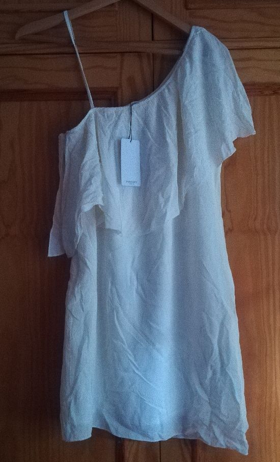 Vestido asimétrico blanco, MANGO. Talla M, nuevo.