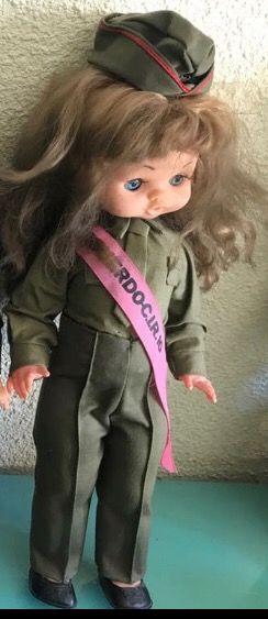 Muñeca militar