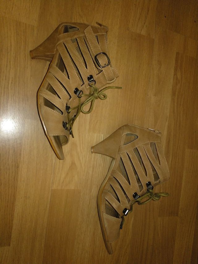 Sandalias piel número 37