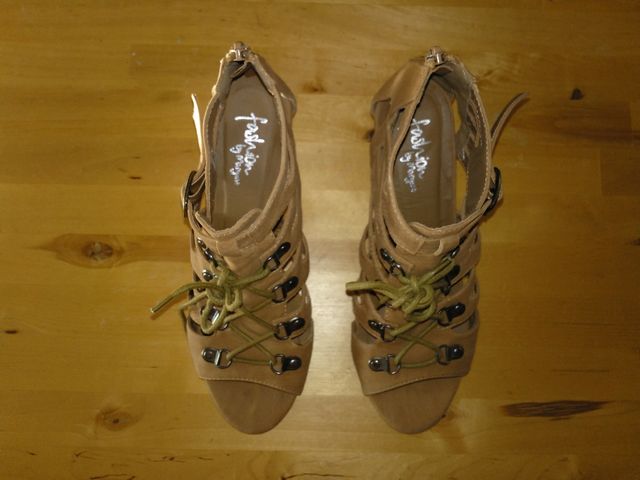 Sandalias piel número 37