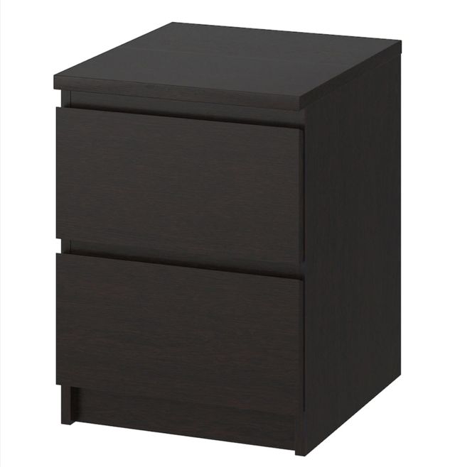 cama 180 x200 y dos mesillas de noche