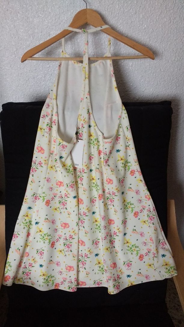 Vestido MANGO verano, NUEVO talla 38.