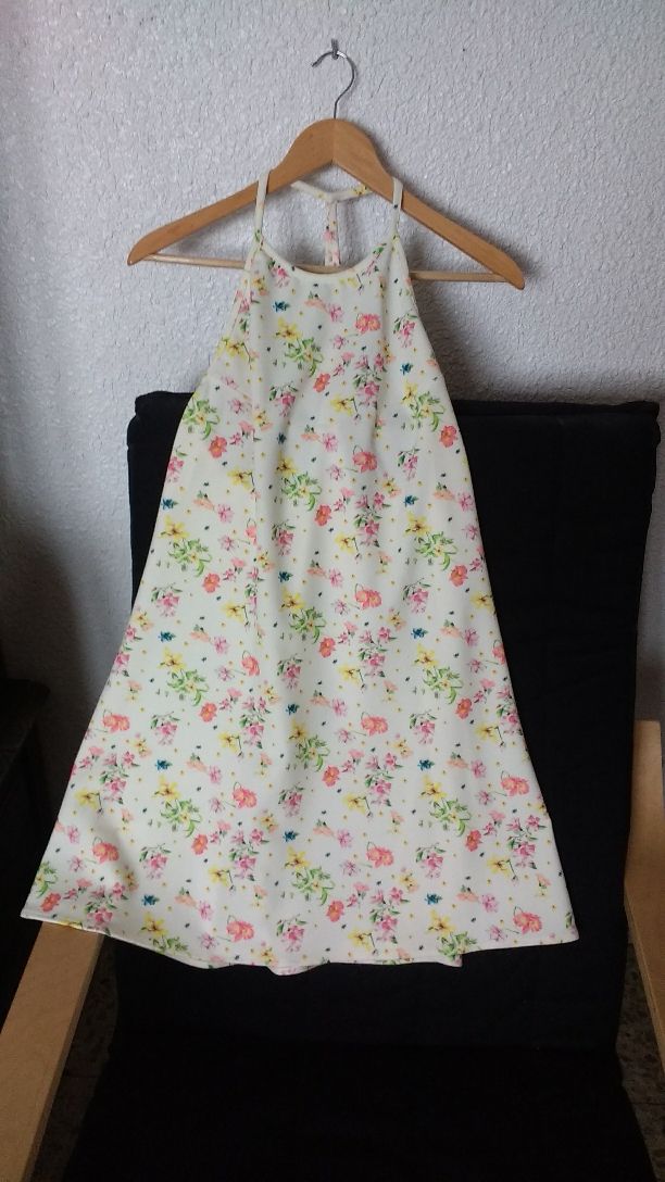 Vestido MANGO verano, NUEVO talla 38.