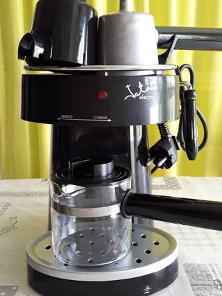 Cafetera Jata CA404 de segunda mano por 20 EUR en Madrid en WALLAPOP