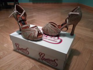 Zapatos de baile con plataforma de segunda mano en WALLAPOP