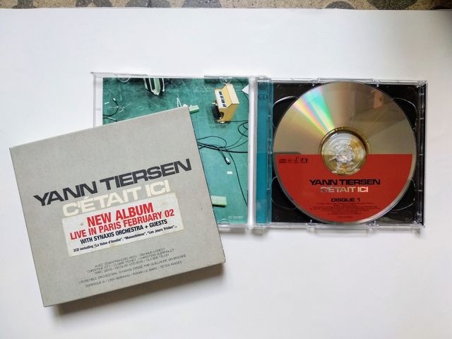 YANN TIERSEN - 'C'Était Ici Live in Paris 2002'