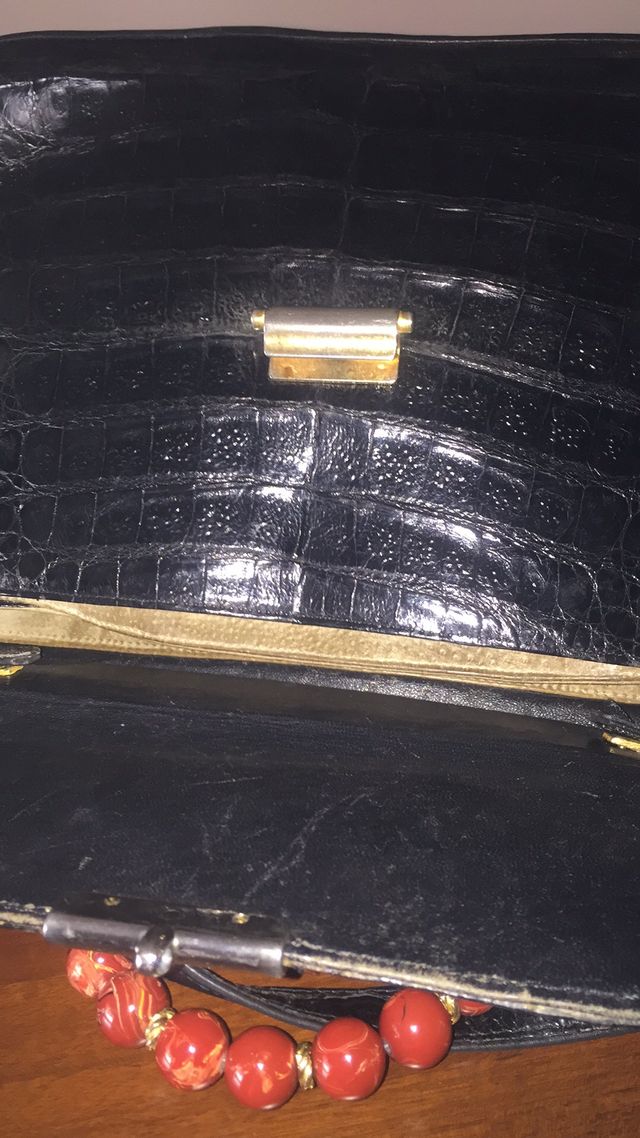 Bolso piel Vintage asa simil coral.