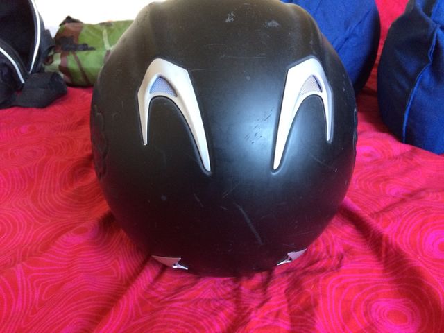 Casco NZI. Chupa-chups