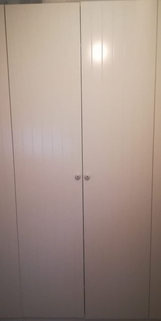 Segunda Puerta En Mano De Wallapop Armario Málaga 1 WDeE9YHI2