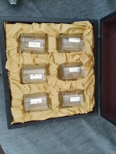 Juego nuevo de vasos chupitos