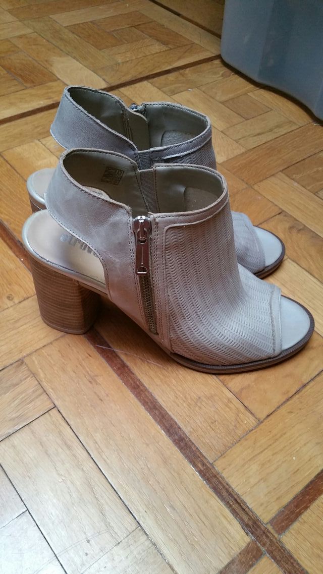 zapato abotinado piel nuevo