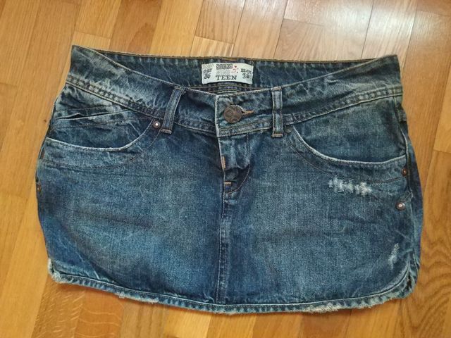 Minifalda vaquera, talla 36, PullandBear
