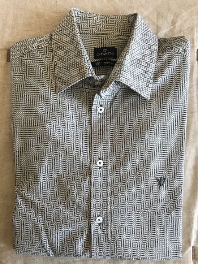 Camisa masculina de Caramelo