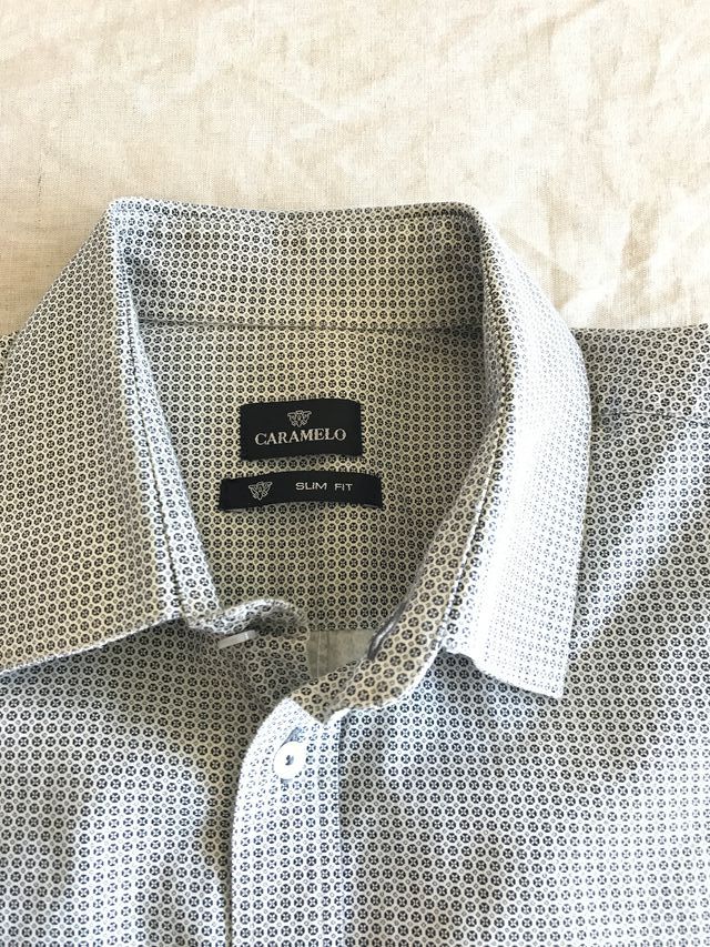 Camisa masculina de Caramelo