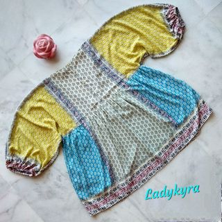 Blusa Zara patchwork boho chic hippie talla M de segunda mano por 36 EUR en  Madrid en WALLAPOP
