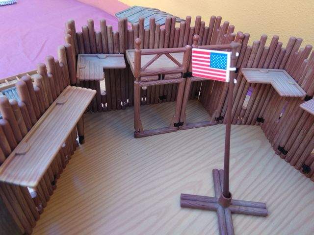Far West Fort Randall. Ref: 3419. Playmobil