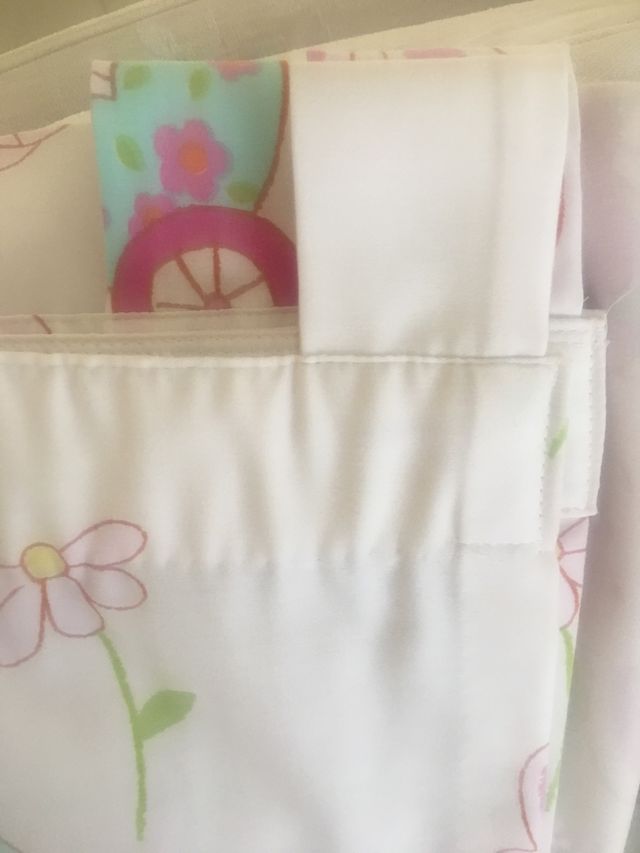 Cortinas hechas a mano. Impecables.