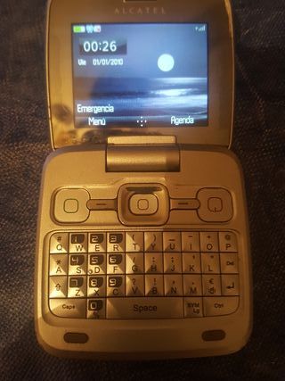 Lot De 2 Téléphones Mobiles Alcatel / SFR 101 – Senior, Neufs Ex-demo (old Stock)