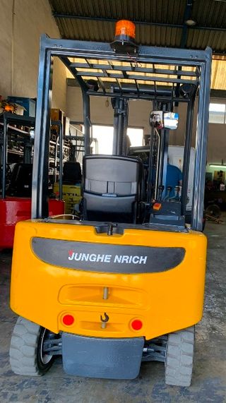 Carretilla elevadora eléctrica de segunda mano en WALLAPOP