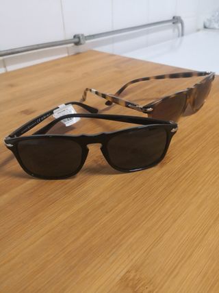 Gafas de sol Álvaro Moreno de segunda mano por 20 EUR en Sevilla en WALLAPOP
