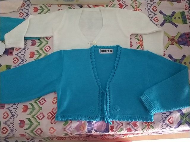 Preciosas chaquetas lanita bebé
