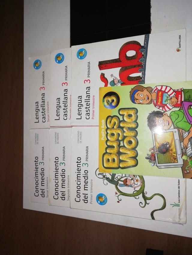 10€. libros de tercero de primaria