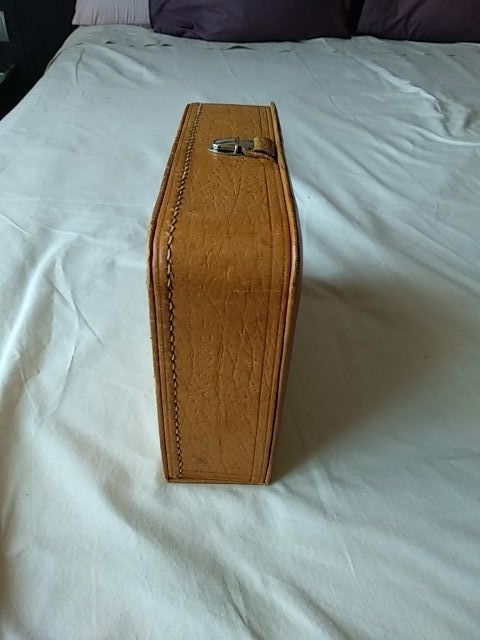 ESTUCHE NECESER DE AFEITADO