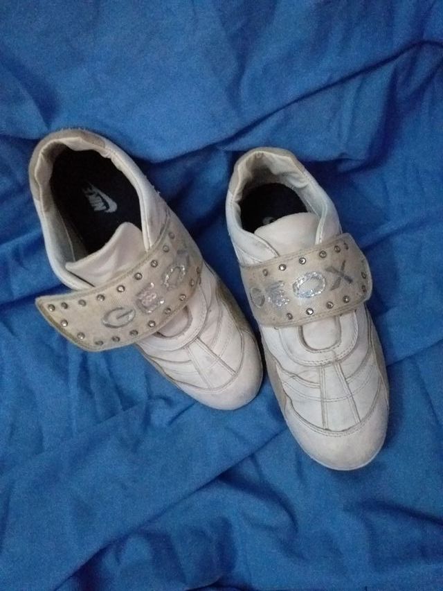 pero no vulgar lindos zapatos bien baratas ZAPATILLAS 38 GEOX de segunda mano por 3 € en Alicante en WALLAPOP pero no vulgar lindos zapatos bien baratas ZAPATILLAS 38 GEOX de segunda mano por 3 € en Alicante en WALLAPOP