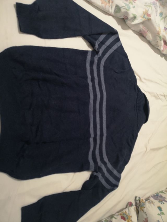 suéter talla M. studio classic 