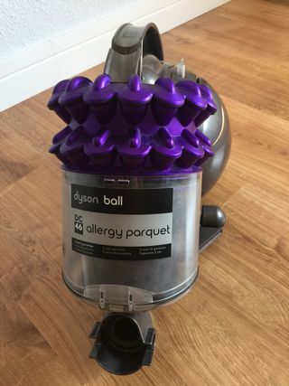ASPIRADOR DYSON BALL TRINEO DC 46 ALLERGY PARQUET de segunda mano por 259  EUR en Pamplona en WALLAPOP