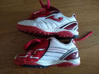 botas de futbol talla 27