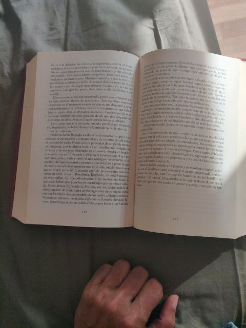 María Dueñas EL TIEMPO ENTRE COSTURAS