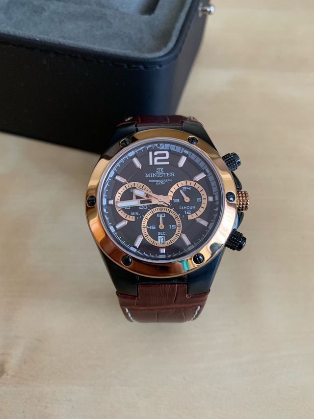 Reloj Minister en muy buen estado.
