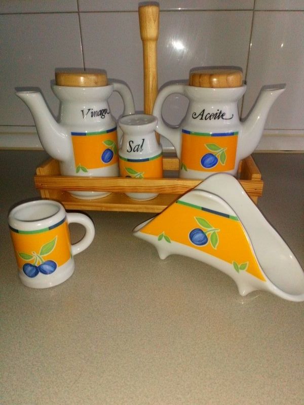 Juego de servilletero, palillero y