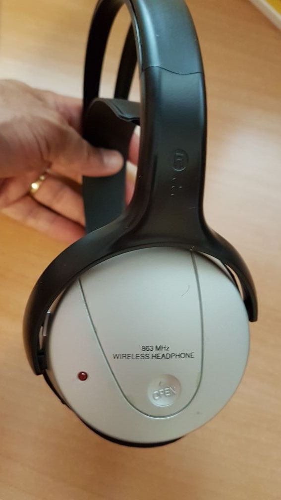 auriculares cascos pantalla coche por frecuencia