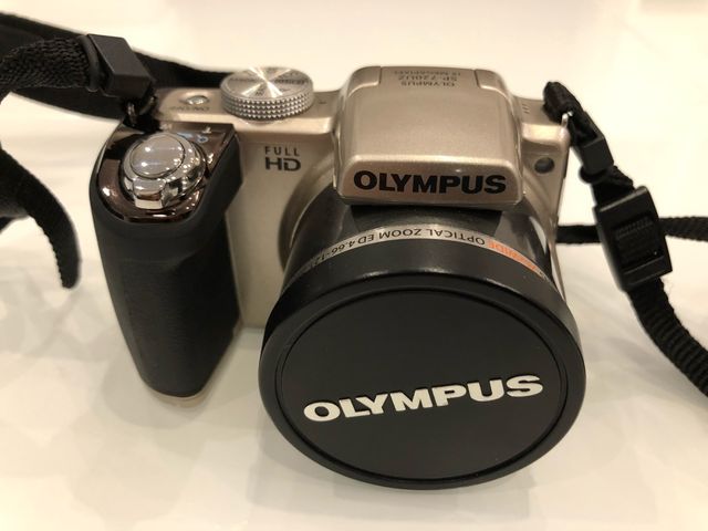 Cámara Olympus SP-720UZ